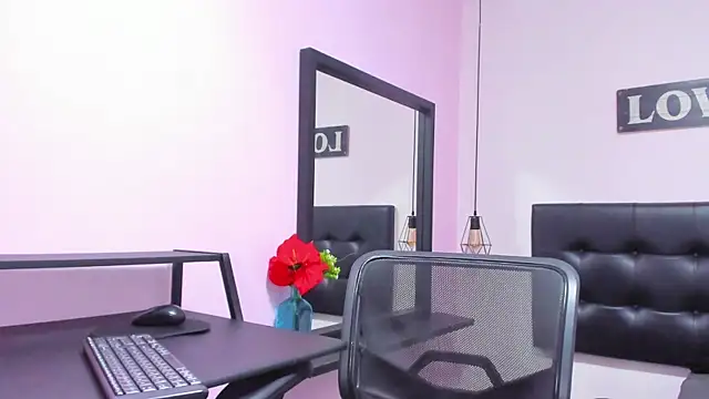 Zaira-Black online show from 10/01/25, 08:15