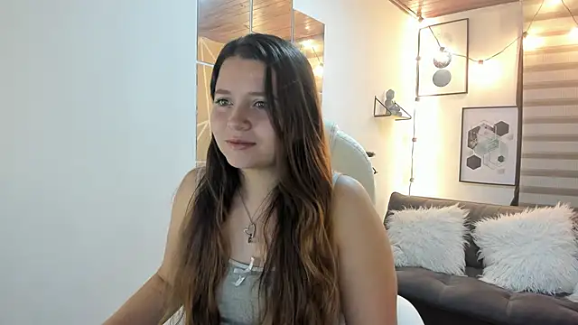 Snapshot of sophiee09_ chatting on 10/10/25, 01:54 sophiee09  online show from 10/10/25, 01:54