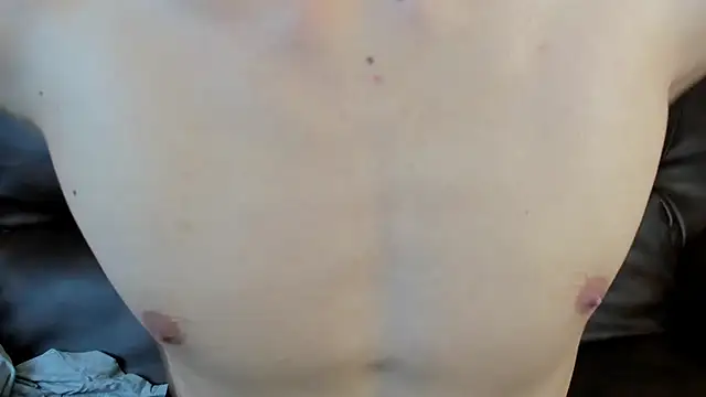 Snapshot of Xam_Collen chatting on 11/11/25, 02:50 Xam Collen online show from 11/11/25, 02:50