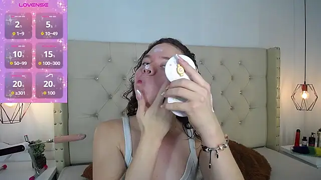 Snapshot of bycandy_ chatting on 11/03/25, 12:28 bycandy online show from 11/03/25, 12:28