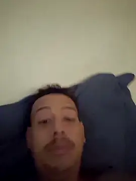 maicon9339 online show from 11/08/25, 02:39