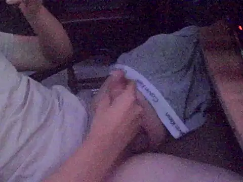 Snapshot of xderox318 chatting on 09/16/25, 10:00 xderox318 online show from 09/16/25, 10:00