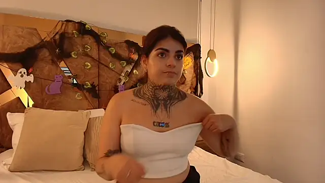 amelie  grace online show from 10/10/25, 09:58