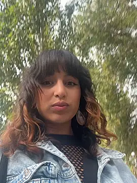 MaiaRouge online show from 10/16/25, 08:37