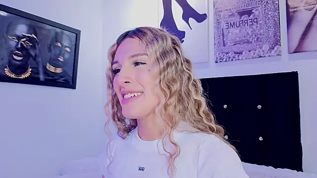 Snapshot of Angel-dragun chatting on 03/29/26, 04:01 Angel-dragun online show from 03/29/26, 04:01