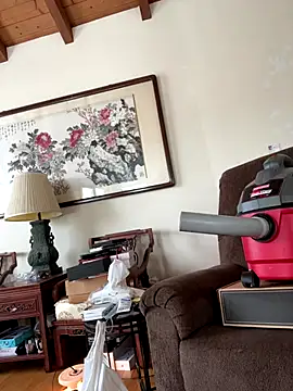 Snapshot of Nataku10 chatting on 11/11/25, 08:20 Nataku10 online show from 11/11/25, 08:20