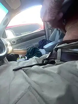 Snapshot of Nataku10 chatting on 02/27/26, 08:31 Nataku10 online show from 02/27/26, 08:31