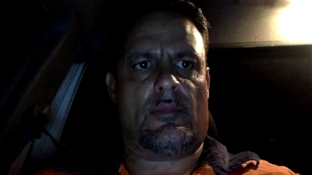 Snapshot of Andys828282 chatting on 09/23/25, 08:28 Andys828282 online show from 09/23/25, 08:28