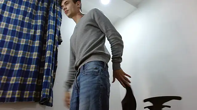 Snapshot of jaico_santos chatting on 03/24/26, 11:21 jaico santos online show from 03/24/26, 11:21