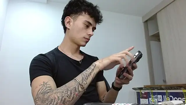 Snapshot of jaico_santos chatting on 04/06/26, 11:38 jaico santos online show from 04/06/26, 11:38