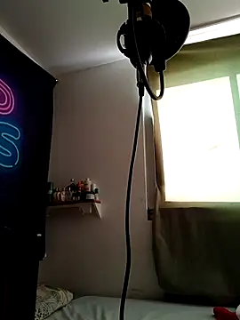 Mikaaa97 online show from 02/21/26, 12:06