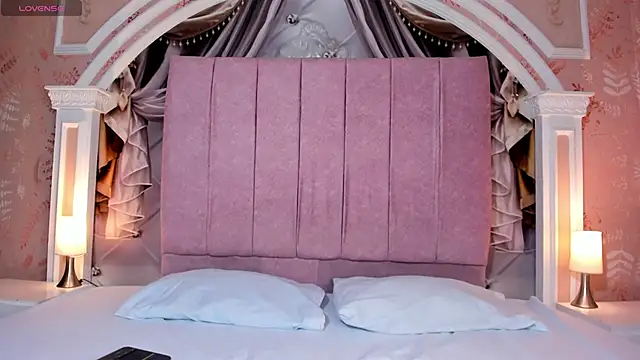 NicolleXotic online show from 09/20/25, 04:02