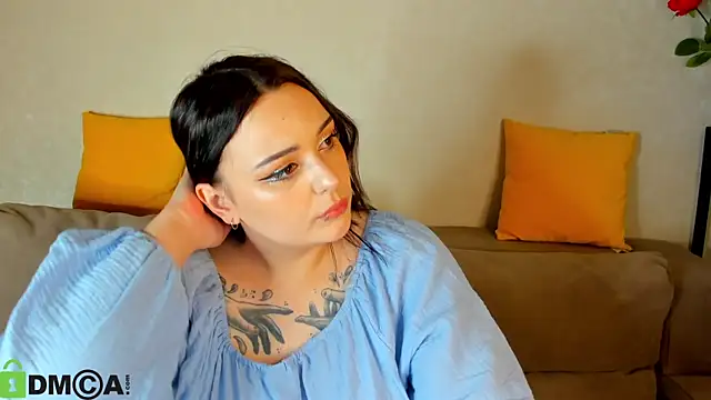 Mia R0ss online show from 09/19/25, 08:16