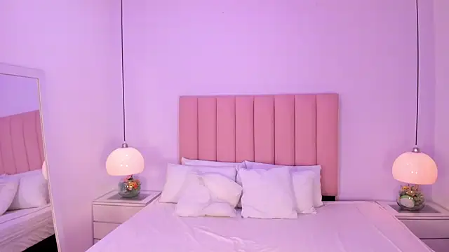 Snapshot of Amy_Ferreira chatting on 11/02/25, 03:09 Amy Ferreira online show from 11/02/25, 03:09