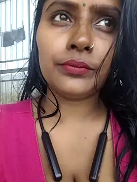 Jasmine Januja online show from 02/06/26, 11:02