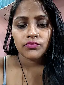 Snapshot of Jasmine_Januja chatting on 05/07/26, 03:23 Jasmine Januja online show from 05/07/26, 03:23