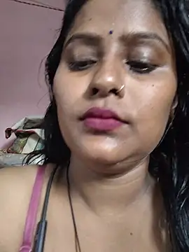 Snapshot of Jasmine_Januja chatting on 05/22/26, 01:35 Jasmine Januja online show from 05/22/26, 01:35