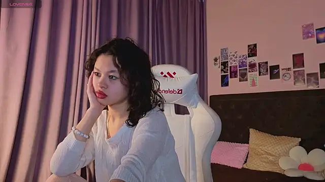 Snapshot of moco_choco chatting on 04/16/26, 06:03 moco choco online show from 04/16/26, 06:03