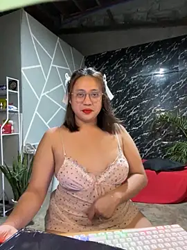 Snapshot of 1aquaticangel69 chatting on 10/12/25, 03:44 1aquaticangel69 online show from 10/12/25, 03:44