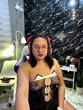 Snapshot of 1aquaticangel69 chatting on 12/15/25, 08:24 1aquaticangel69 online show from 12/15/25, 08:24