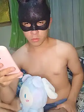 Snapshot of Max_Valenzue chatting on 07/18/26, 05:33 Max Valenzue online show from 07/18/26, 05:33