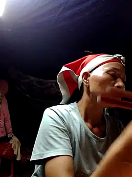 donna-bae online show from 10/13/25, 12:27