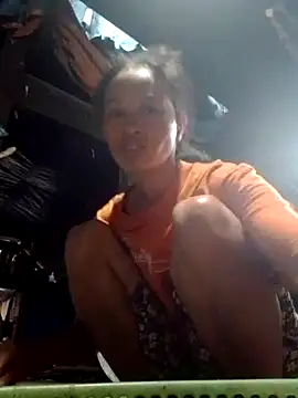 donna-bae online show from 10/18/25, 11:16