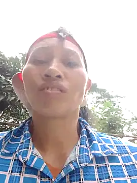 donna-bae online show from 12/23/25, 02:31