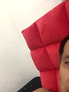 MaiHoang2k online show from 10/07/25, 04:48