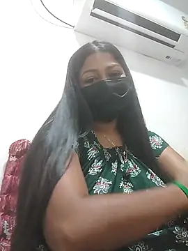 Snapshot of TAMIL_AMMUKUTTYY chatting on 11/19/25, 04:51 TAMIL AMMUKUTTYY online show from 11/19/25, 04:51