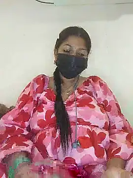 Snapshot of TAMIL_AMMUKUTTYY chatting on 11/28/25, 10:18 TAMIL AMMUKUTTYY online show from 11/28/25, 10:18