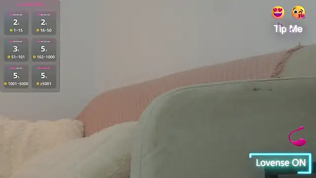 adisson fox online show from 12/14/25, 07:03