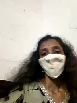 Snapshot of sweetreddy-02 chatting on 10/25/25, 05:59 sweetreddy-02 online show from 10/25/25, 05:59