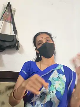 Snapshot of sweetreddy-02 chatting on 11/14/25, 06:12 sweetreddy-02 online show from 11/14/25, 06:12