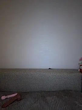 MissOyee online show from 10/11/25, 06:28