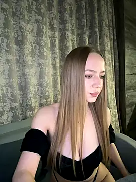 MissOyee online show from 11/07/25, 07:25