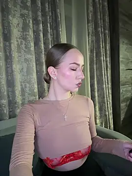 MissOyee online show from 02/21/26, 07:37