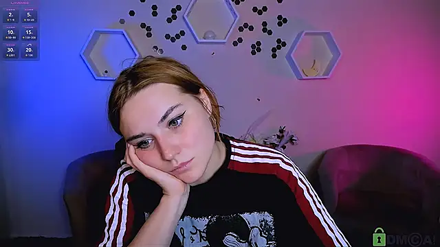 casey meow  online show from 11/30/25, 10:08