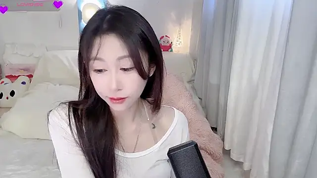 Snapshot of ai-ai-mi chatting on 03/08/26, 02:59 ai-ai-mi online show from 03/08/26, 02:59