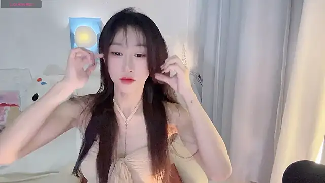Snapshot of ai-ai-mi chatting on 05/14/26, 07:42 ai-ai-mi online show from 05/14/26, 07:42