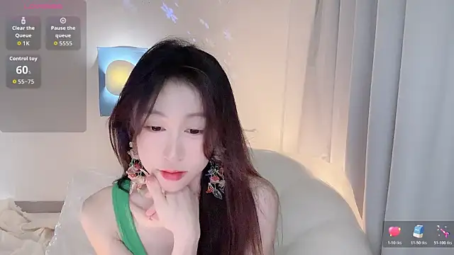 Snapshot of ai-ai-mi chatting on 06/08/26, 12:05 ai-ai-mi online show from 06/08/26, 12:05