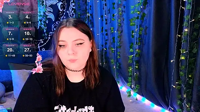 Snapshot of Marshmallowbeauty chatting on 10/17/25, 09:17 Marshmallowbeauty online show from 10/17/25, 09:17