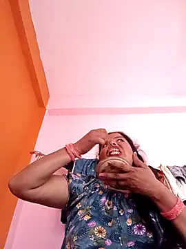 Snapshot of Hott_locky chatting on 11/06/25, 10:16 Hott locky online show from 11/06/25, 10:16