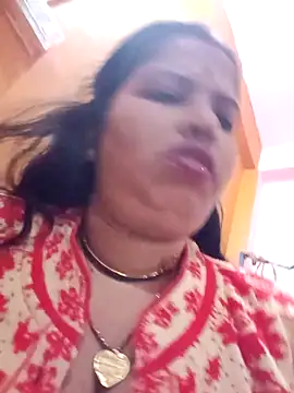 Snapshot of Hott_locky chatting on 11/15/25, 01:25 Hott locky online show from 11/15/25, 01:25