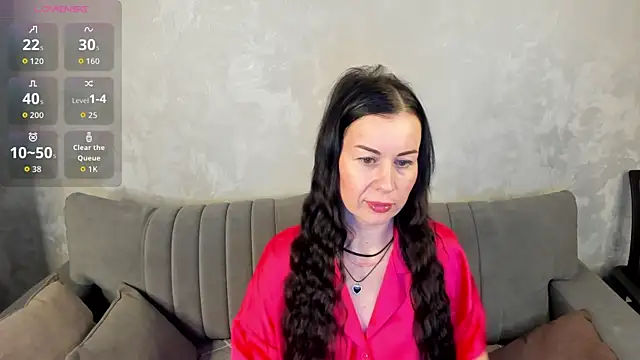 Stella Leon online show from 10/25/25, 01:02