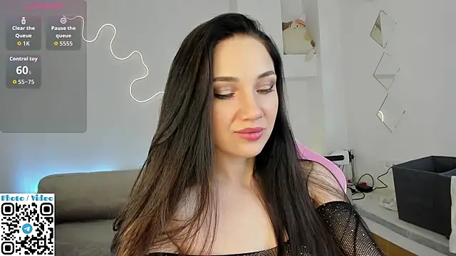 Helen Spark online show from 11/05/25, 01:49