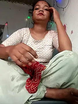 Snapshot of Hot_Shredha chatting on 11/05/25, 01:27 Hot Shredha online show from 11/05/25, 01:27