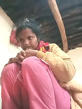 Snapshot of Hot_Shredha chatting on 11/15/25, 02:09 Hot Shredha online show from 11/15/25, 02:09