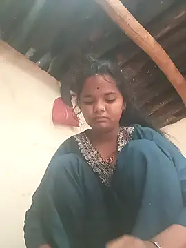 Snapshot of Hot_Shredha chatting on 11/25/25, 02:33 Hot Shredha online show from 11/25/25, 02:33