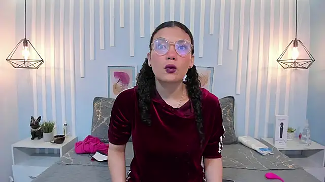 SweetStarr  online show from 10/22/25, 12:49